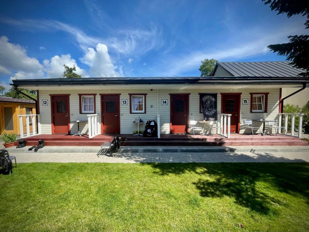 Aleksandri Guesthouse Pärnu Eksteriør bilde