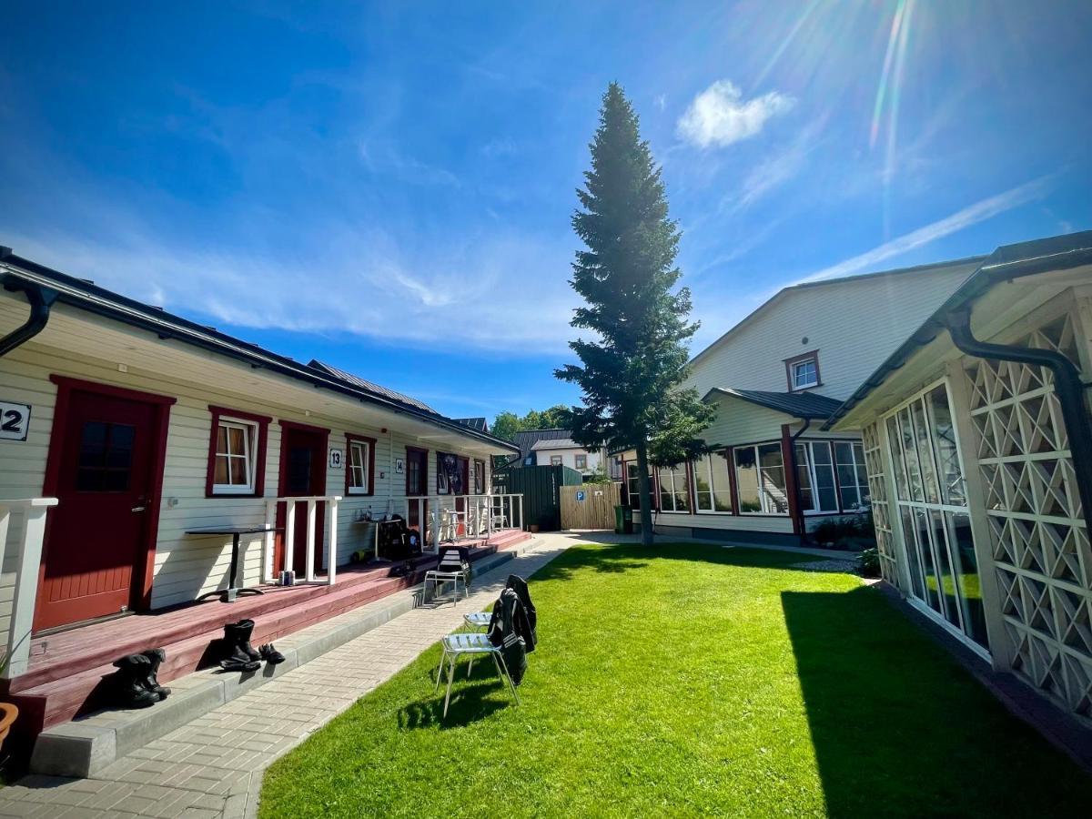 Aleksandri Guesthouse Pärnu Eksteriør bilde