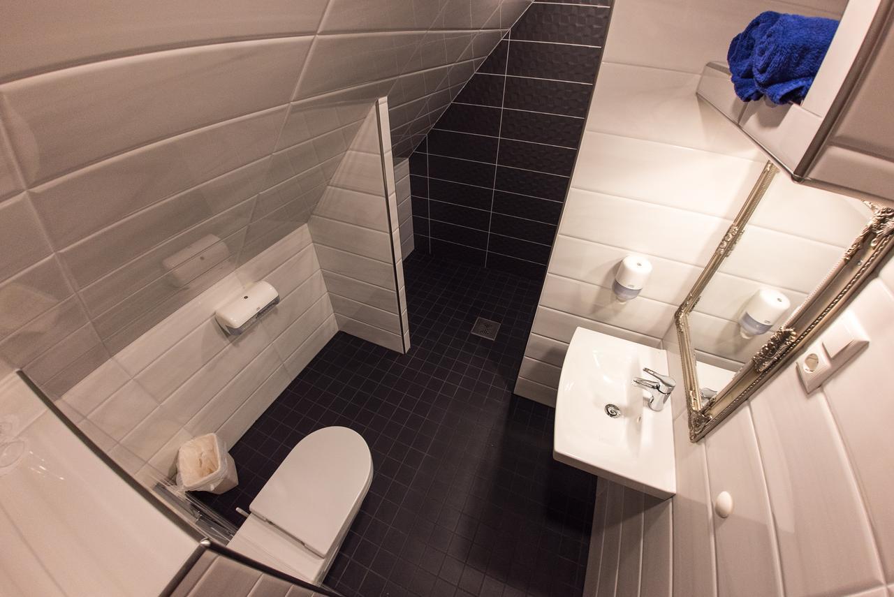 Aleksandri Guesthouse Pärnu Eksteriør bilde