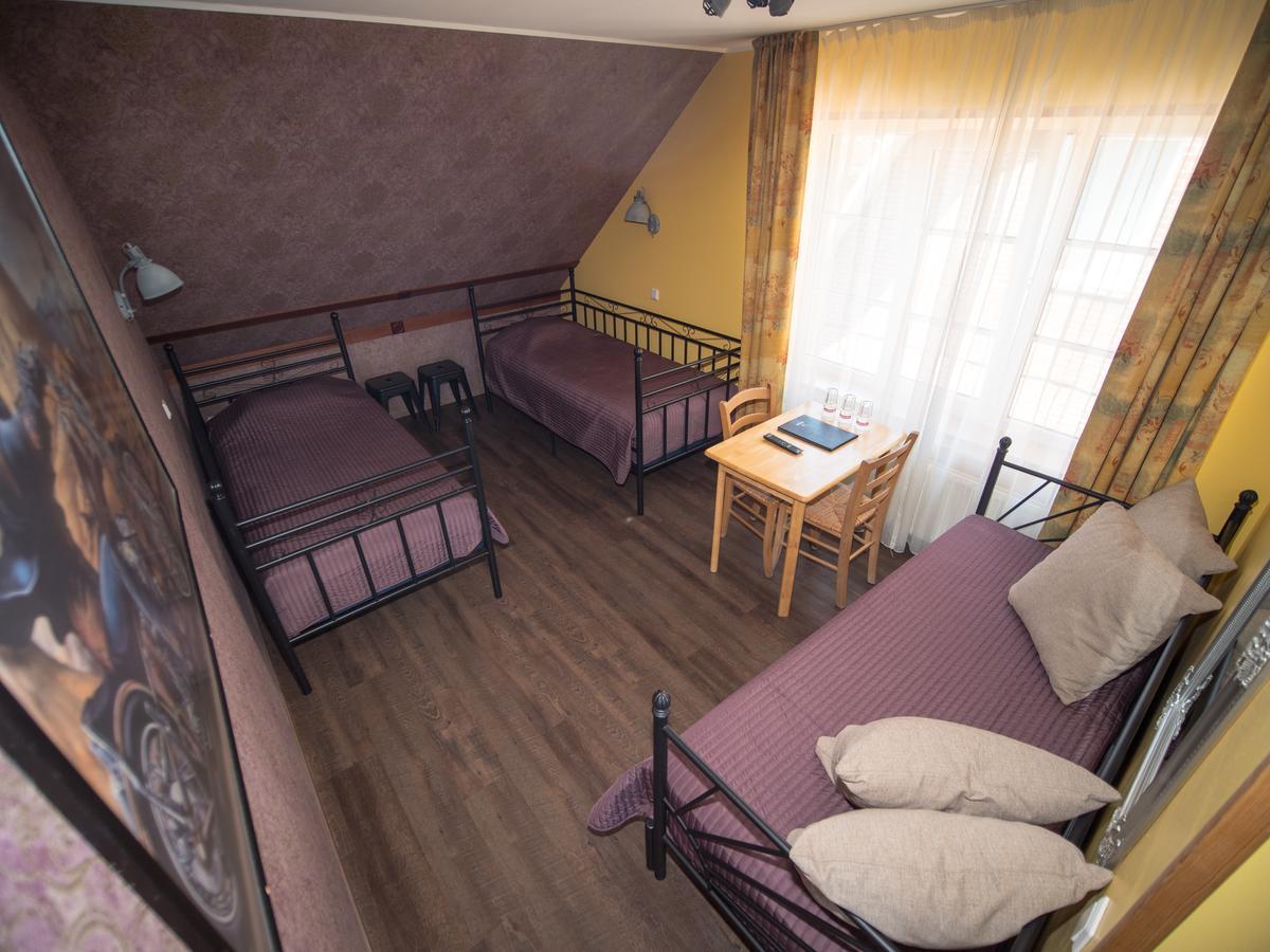 Aleksandri Guesthouse Pärnu Eksteriør bilde